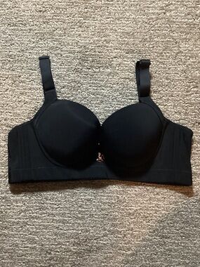 Everyday Smooth Black T-Shirt Bra with Light Padding